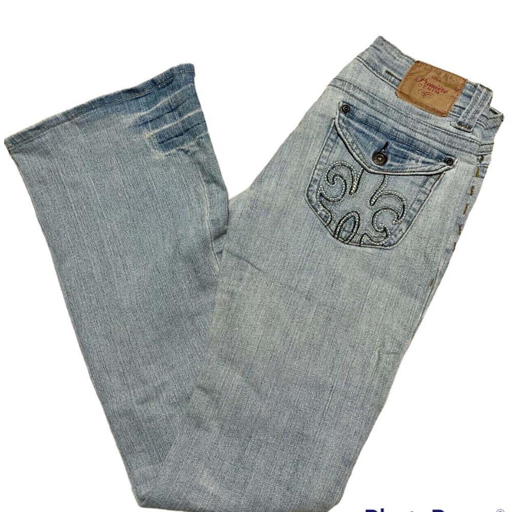 Rue 21 flare Jean. Light wash. Size 0/1.
